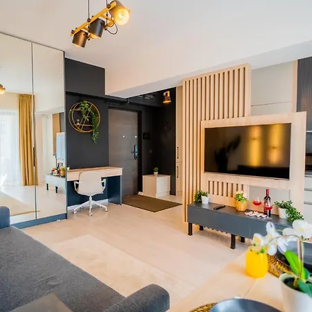 Union Plaza - Balcony Delight In Center * Bukarest