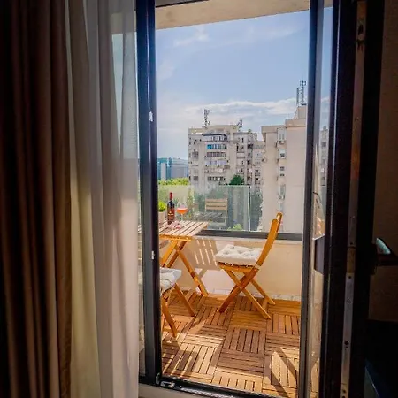 Apartment Union Plaza - Balcony Delight In Center