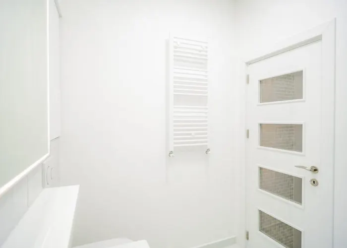 Union Plaza - Balcony Delight In Center Apartman *